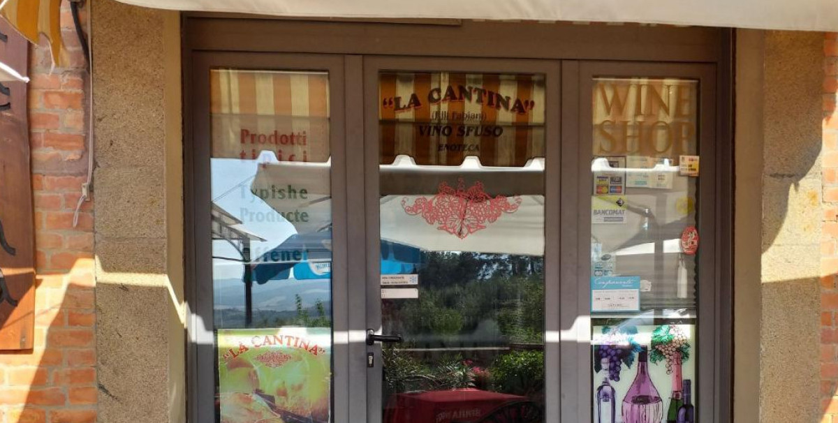 Mondo Attività: Enoteca e Merenderia in vendita a Cinigiano(1)
