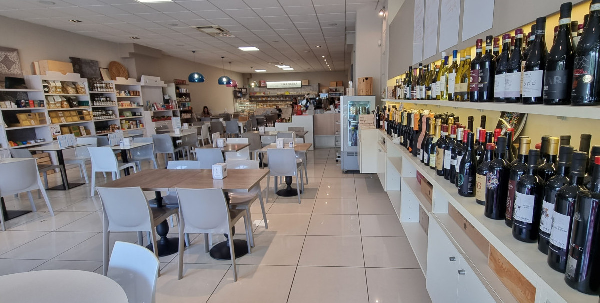 Mondo Attività: Vendesi Caffetteria e Panetteria a Concesio, zona Brescia Nord(1)