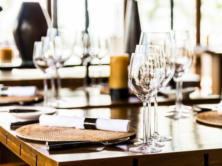 Vendesi Ristorante con Immobile a Udine