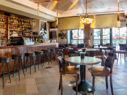 Vendesi storico Bar a Merate