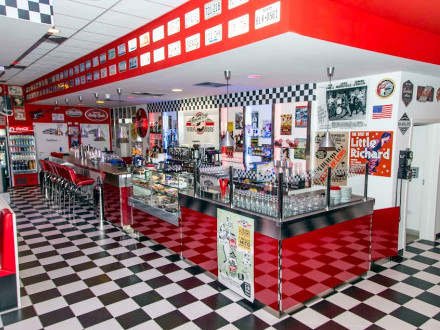 Vendesi Ristorante America Graffiti a Castenedolo