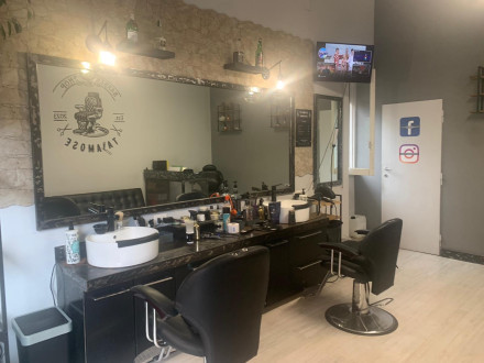 Vendesi Barberia Uomo a Marino, Roma