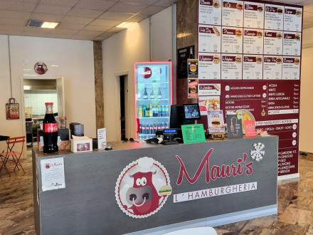 Vendesi rinomata Hamburgheria a Lumezzane, Brescia