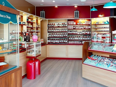 Vendesi Tabaccheria sul Lago Maggiore