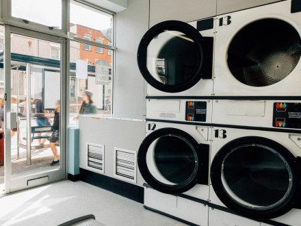 Vendesi Lavanderia e Lavasecco a Riccione