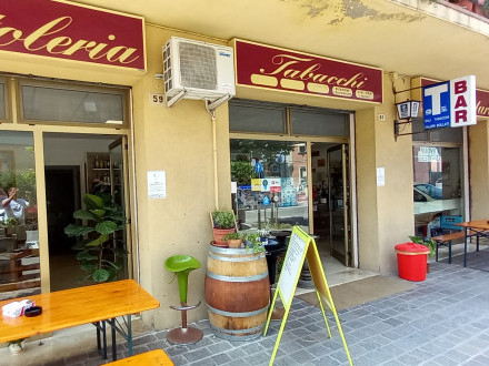 Vendesi Bar Tabacchi e Alimentari a Pesaro Urbino