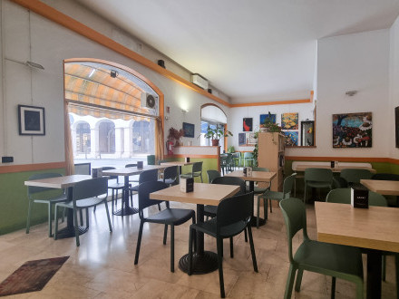 Vendesi Bar Bistrot a Brescia - Centro Storico