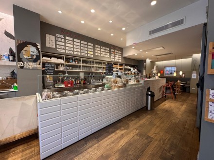 Vendesi Bar Gelateria a Brescia, centro storico